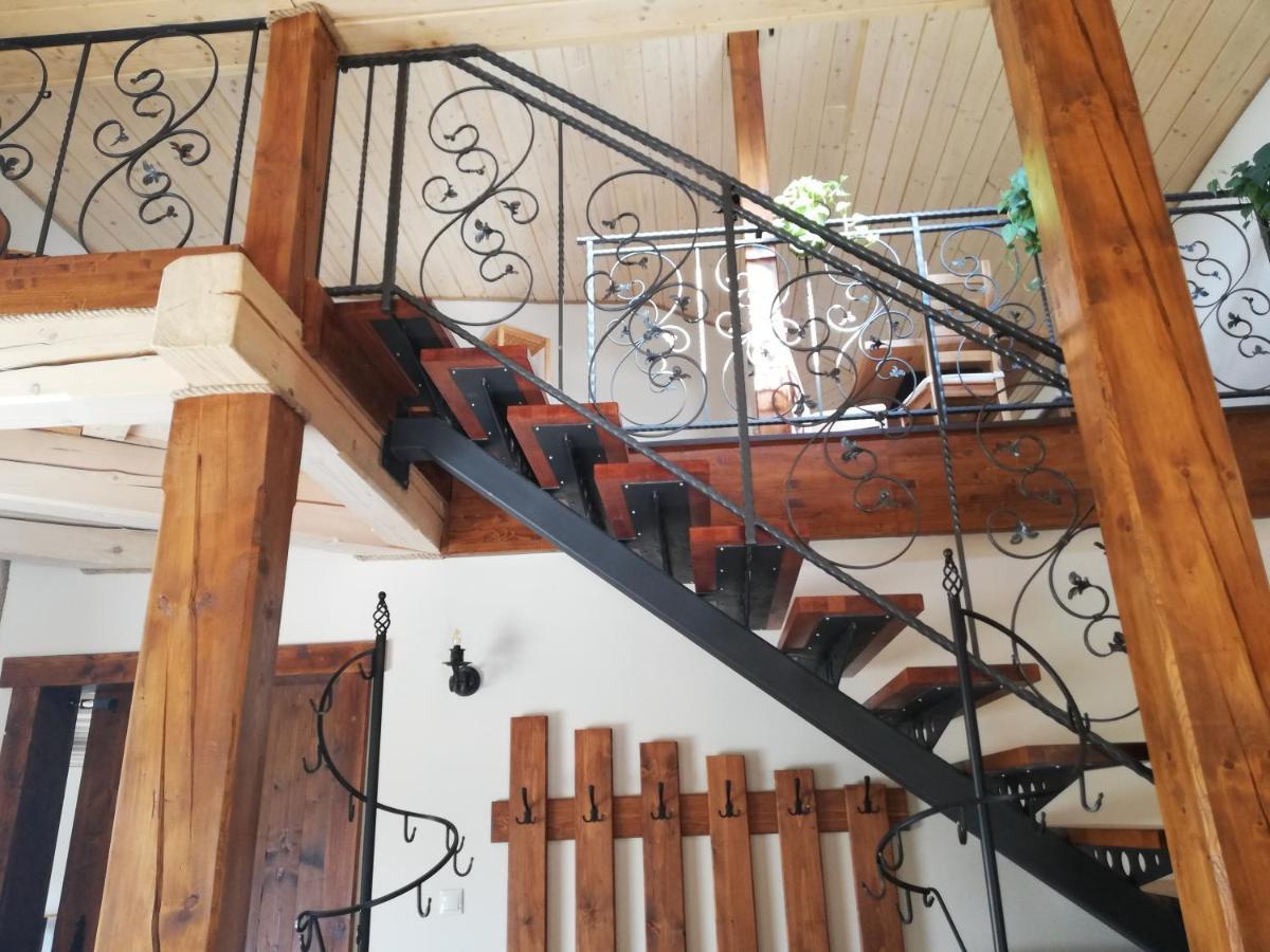 Penzion U Cola Prievidza Exteriér fotografie
